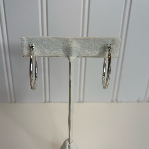 Silver Hoop Earrings Latch Backs 1 1/8" - Picture 3 of 3